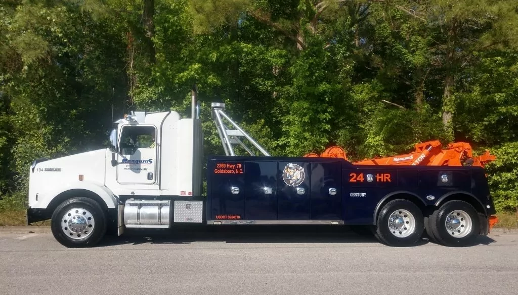 Tow Truck Photo for 'Five Simple Steps to Landing a Tow Truck Driver Job' article